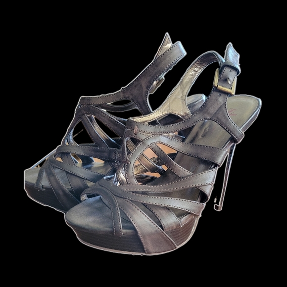 Shi by Journeys strappy  platform spike heels - Picture 12 of 16